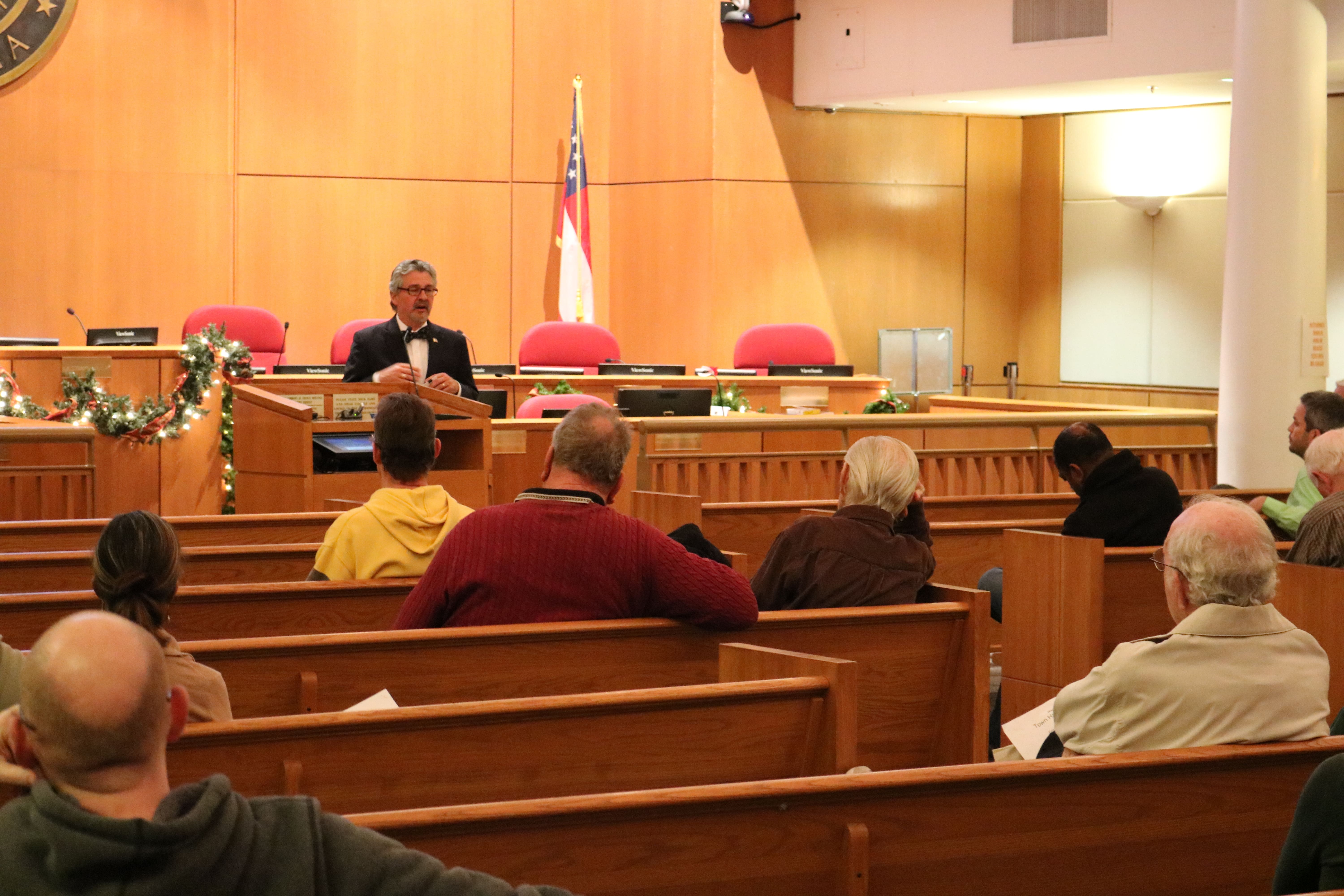 Smyrna residents listen to Daniel Dobry